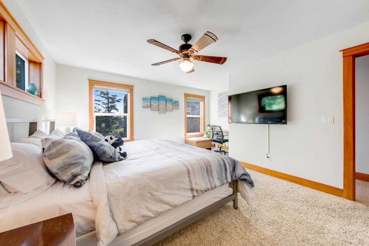 Villa Blue Wave Heights à Lincoln City Extérieur photo
